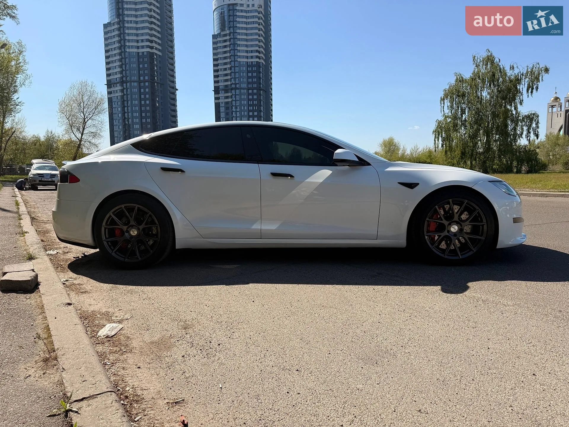 2021 Tesla Model S - мініатюра 8