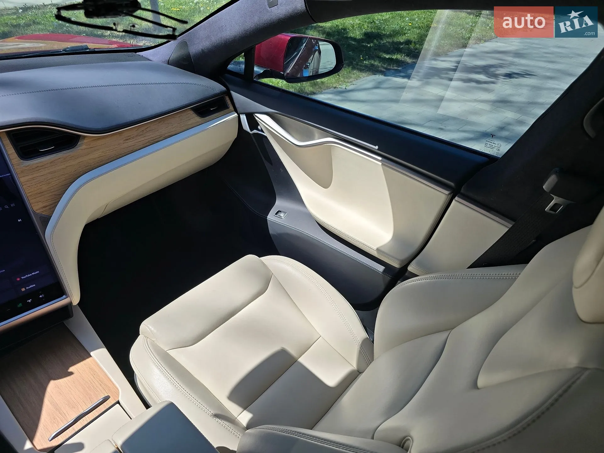 2020 Tesla Model S - мініатюра 19