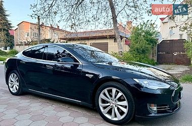 Лифтбек Tesla Model S 2015 в Одессе