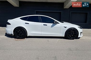 Лифтбек Tesla Model S 2021 в Киеве