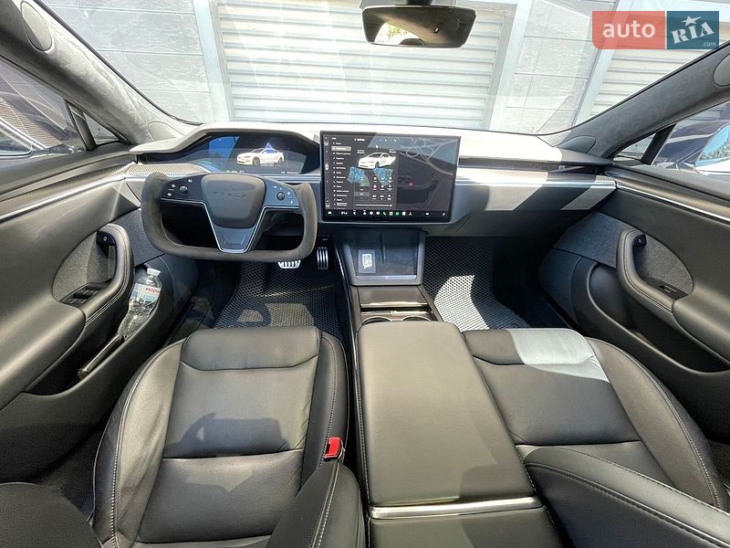 Лифтбек Tesla Model S 2021 в Киеве