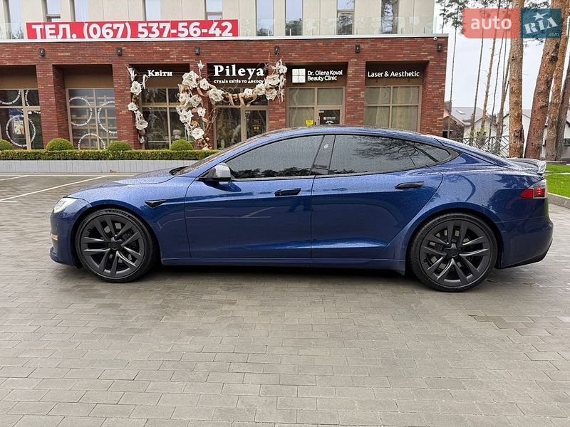 Ліфтбек Tesla Model S 2021 в Києві