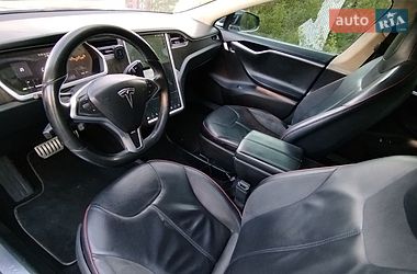 Лифтбек Tesla Model S 2013 в Львове