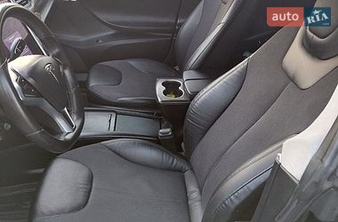Лифтбек Tesla Model S 2013 в Киеве