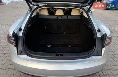 Лифтбек Tesla Model S 2014 в Ровно
