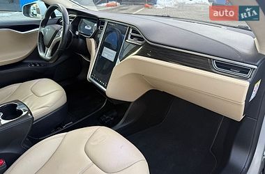 Лифтбек Tesla Model S 2014 в Ровно