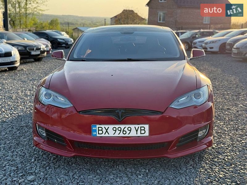 Tesla Model S 2013