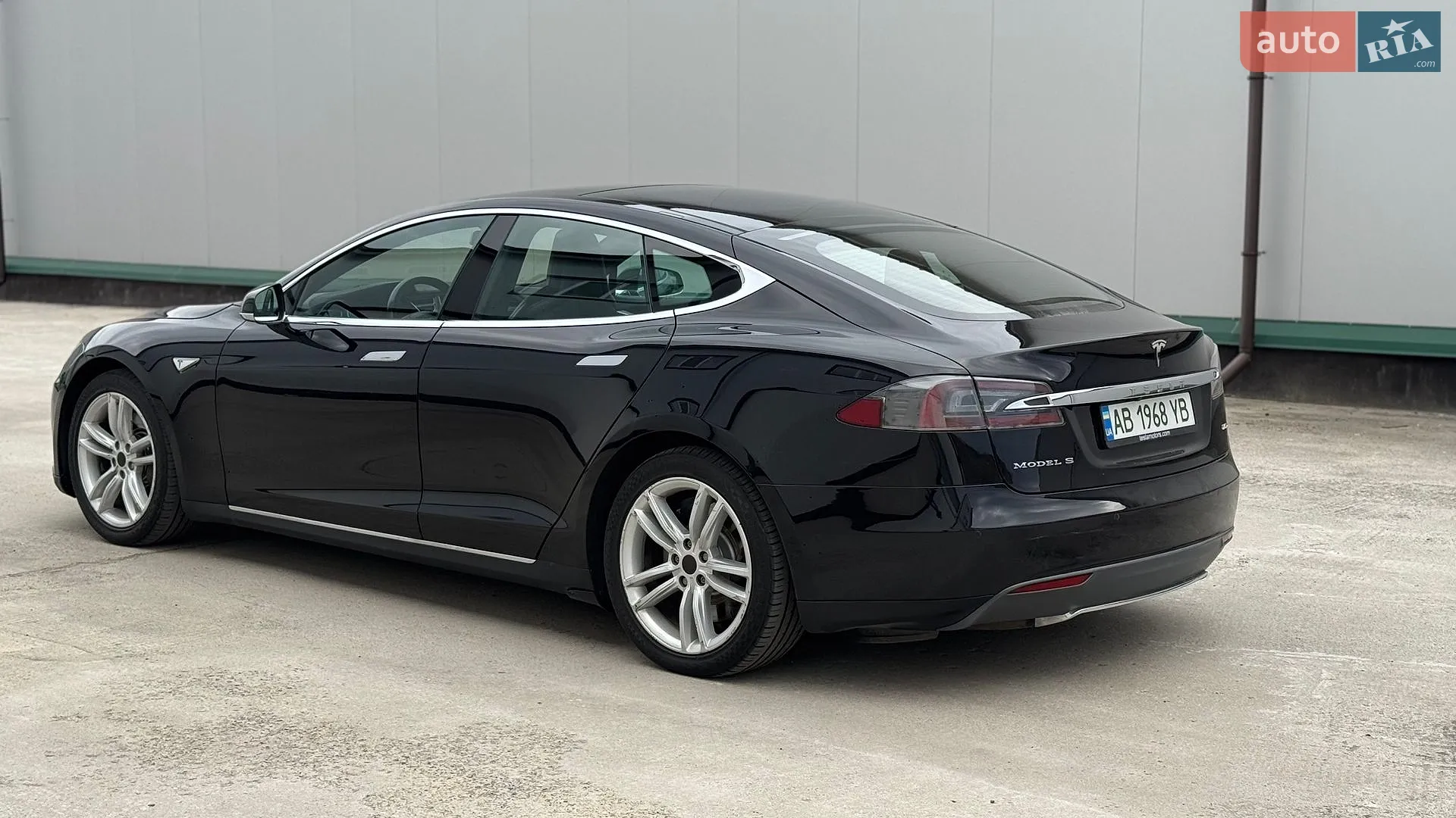2015 Tesla Model S - мініатюра 4