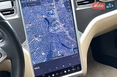 Ліфтбек Tesla Model S 2016 в Києві