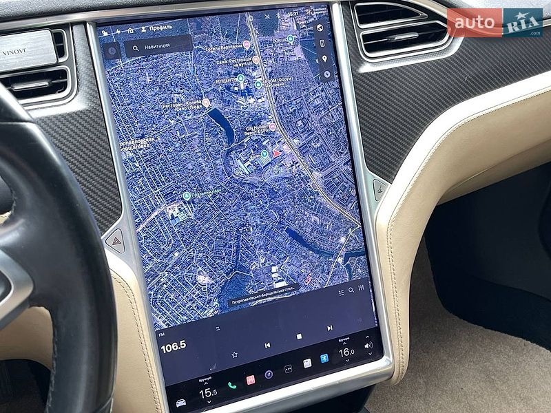 Ліфтбек Tesla Model S 2016 в Києві