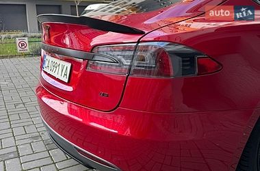 Ліфтбек Tesla Model S 2014 в Черкасах