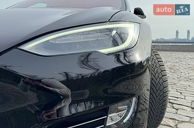 Лифтбек Tesla Model S 2017 в Киеве