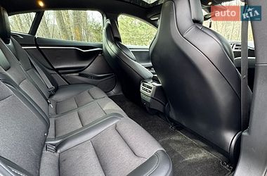 Лифтбек Tesla Model S 2017 в Киеве