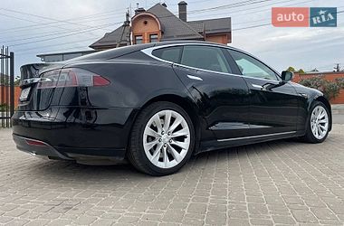 Ліфтбек Tesla Model S 2014 в Києві