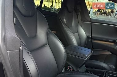 Лифтбек Tesla Model S 2018 в Киеве