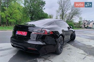 Лифтбек Tesla Model S 2021 в Львове