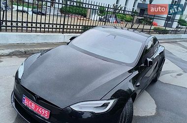 Лифтбек Tesla Model S 2021 в Львове