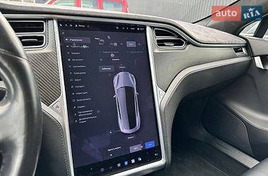 Ліфтбек Tesla Model S 2017 в Луцьку