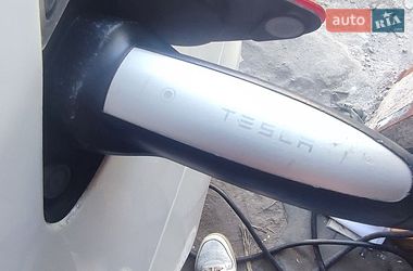 Лифтбек Tesla Model S 2014 в Житомире