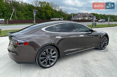 Ліфтбек Tesla Model S 2013 в Чорткові