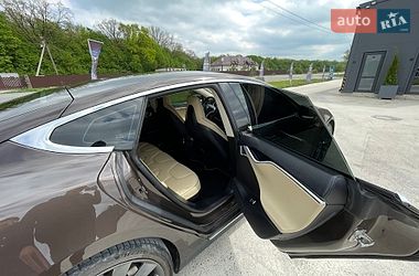 Ліфтбек Tesla Model S 2013 в Чорткові