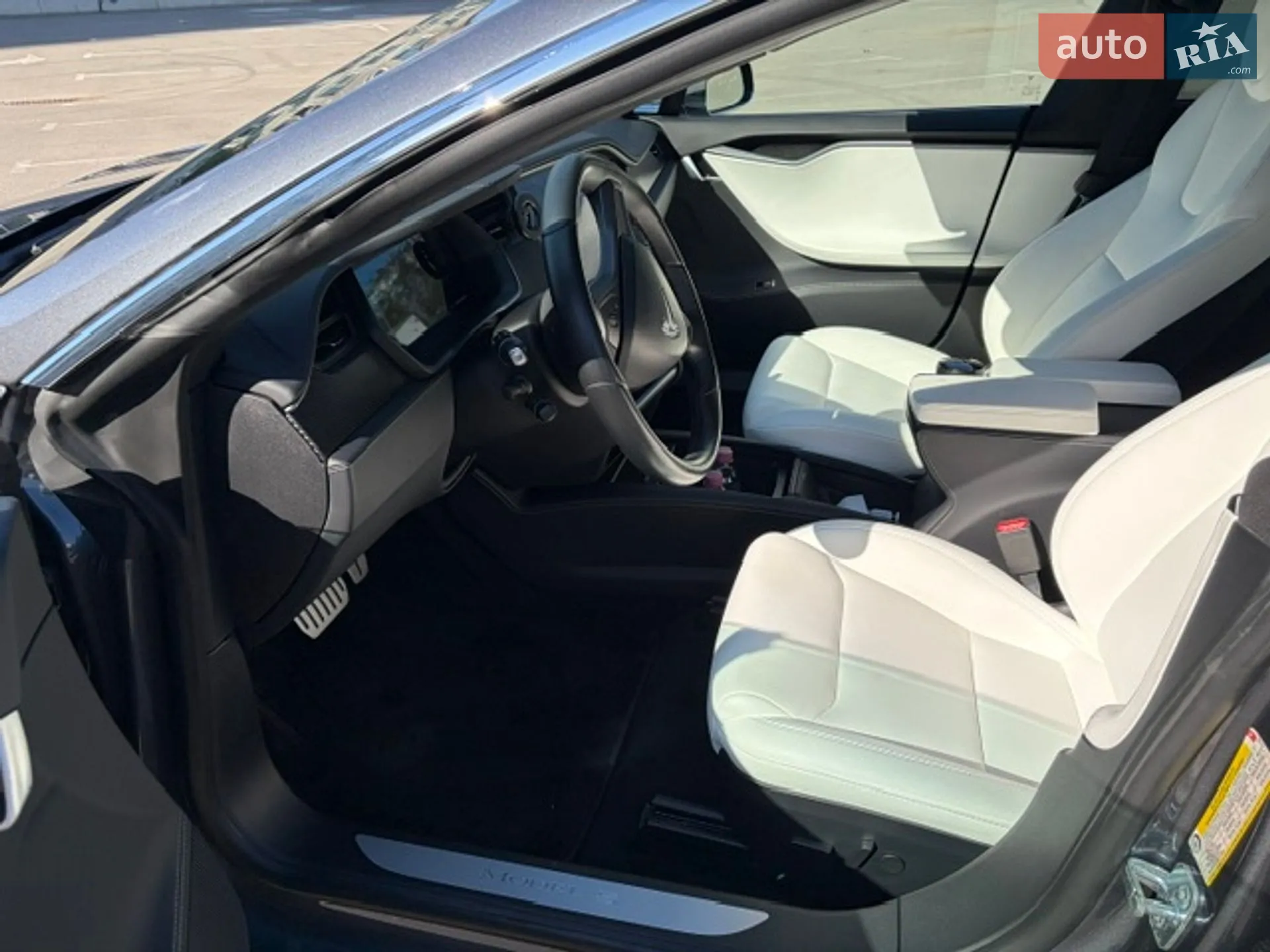 2020 Tesla Model S - мініатюра 16