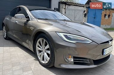 Лифтбек Tesla Model S 2016 в Полтаве фото 12 Лифтбек Tesla Model S 2016 в Полтаве