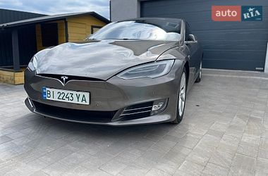 Лифтбек Tesla Model S 2016 в Полтаве фото 9 Лифтбек Tesla Model S 2016 в Полтаве