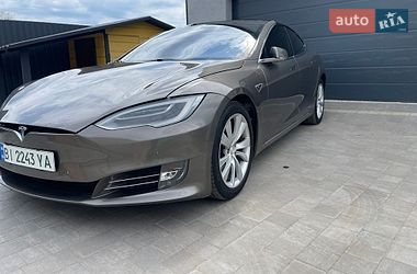 Лифтбек Tesla Model S 2016 в Полтаве фото 10 Лифтбек Tesla Model S 2016 в Полтаве