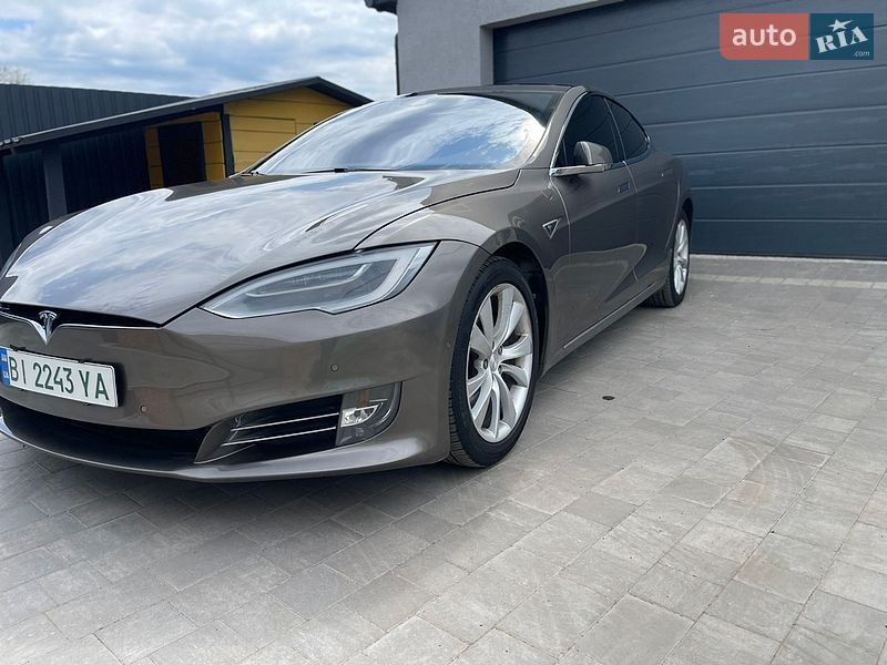 Лифтбек Tesla Model S 2016 в Полтаве фото 10 Лифтбек Tesla Model S 2016 в Полтаве