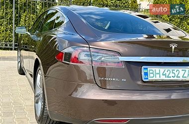 Ліфтбек Tesla Model S 2013 в Одесі фото 22 Ліфтбек Tesla Model S 2013 в Одесі