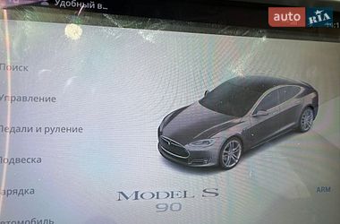 Ліфтбек Tesla Model S 2013 в Одесі фото 37 Ліфтбек Tesla Model S 2013 в Одесі