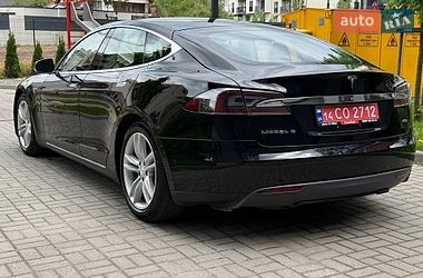 Ліфтбек Tesla Model S 2015 в Львові фото 9 Ліфтбек Tesla Model S 2015 в Львові