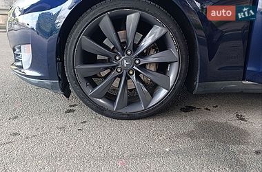 Ліфтбек Tesla Model S 2014 в Одесі