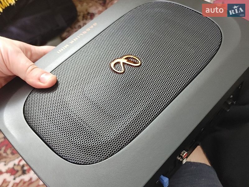 Ліфтбек Tesla Model S 2015 в Чемерівцях фото 34 Ліфтбек Tesla Model S 2015 в Чемерівцях