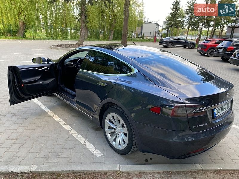 Ліфтбек Tesla Model S 2016 в Тернополі фото 9 Ліфтбек Tesla Model S 2016 в Тернополі