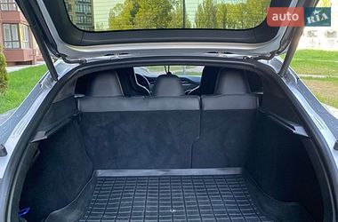 Ліфтбек Tesla Model S 2015 в Чернігові