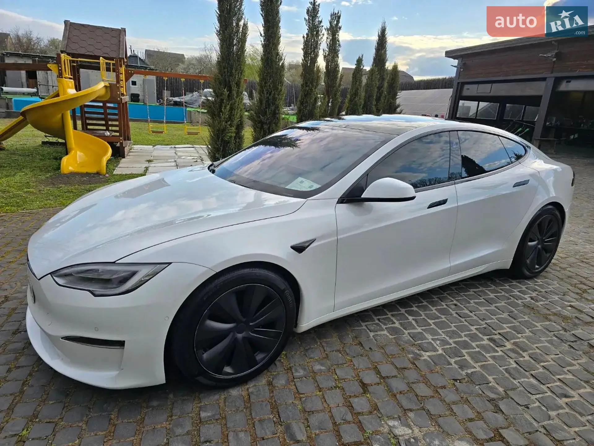 2022 Tesla Model S - мініатюра 16