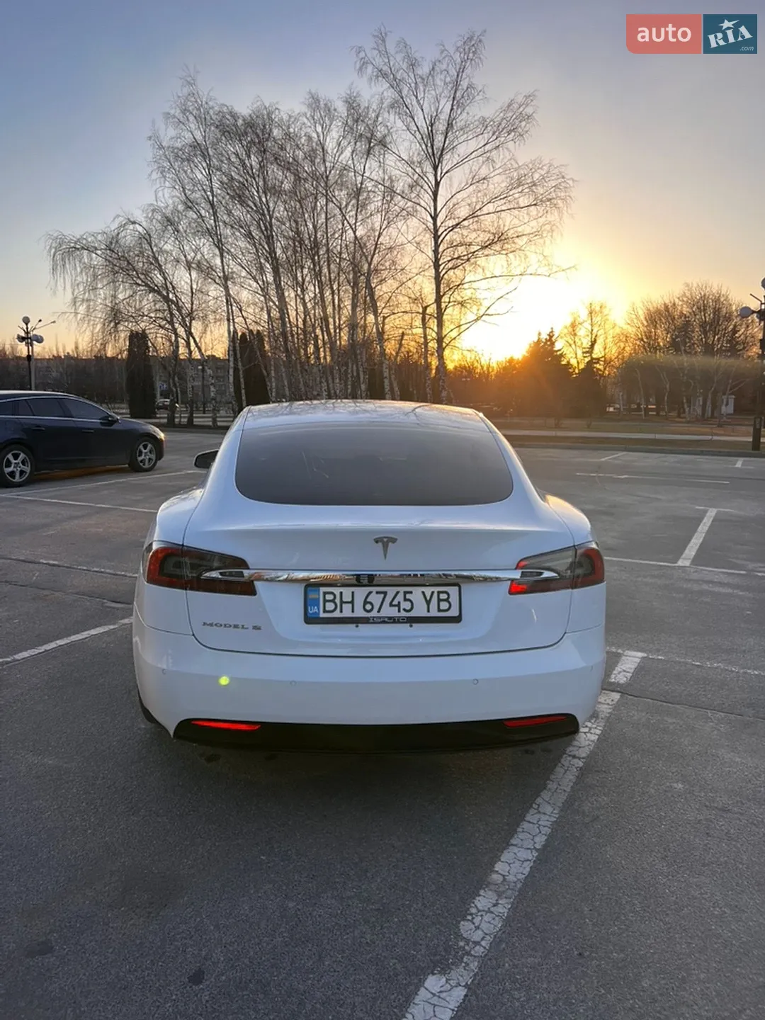 2016 Tesla Model S - мініатюра 8