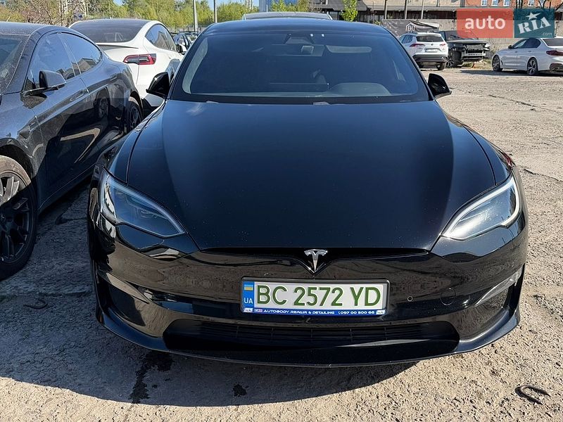 Лифтбек Tesla Model S 2022 в Львове