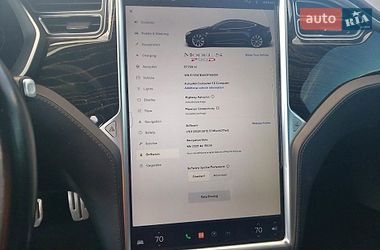 Лифтбек Tesla Model S 2016 в Львове