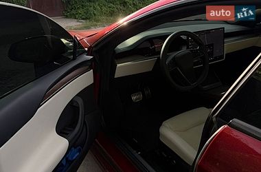 Ліфтбек Tesla Model S 2023 в Новомосковську