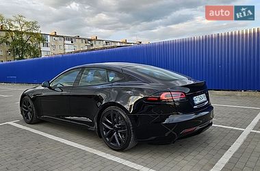 Лифтбек Tesla Model S 2024 в Калуше
