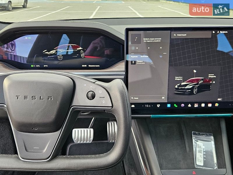 Лифтбек Tesla Model S 2024 в Калуше