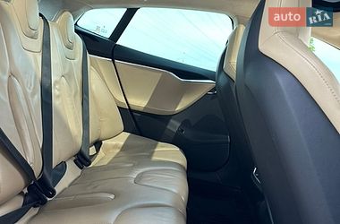 Лифтбек Tesla Model S 2014 в Ужгороде