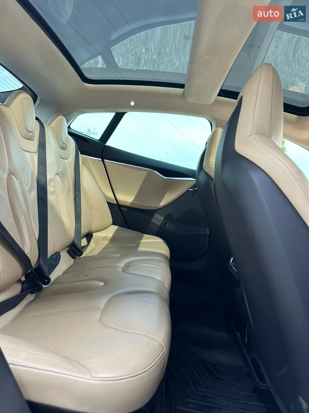 2014 Tesla Model S - мініатюра 11
