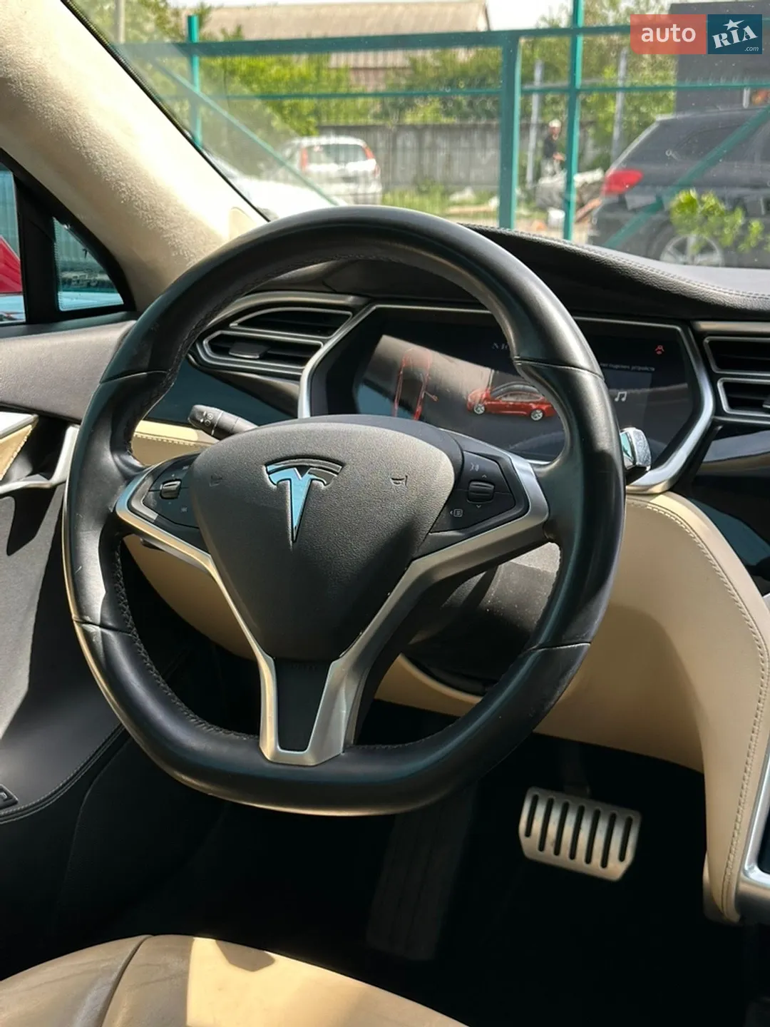2014 Tesla Model S - мініатюра 16