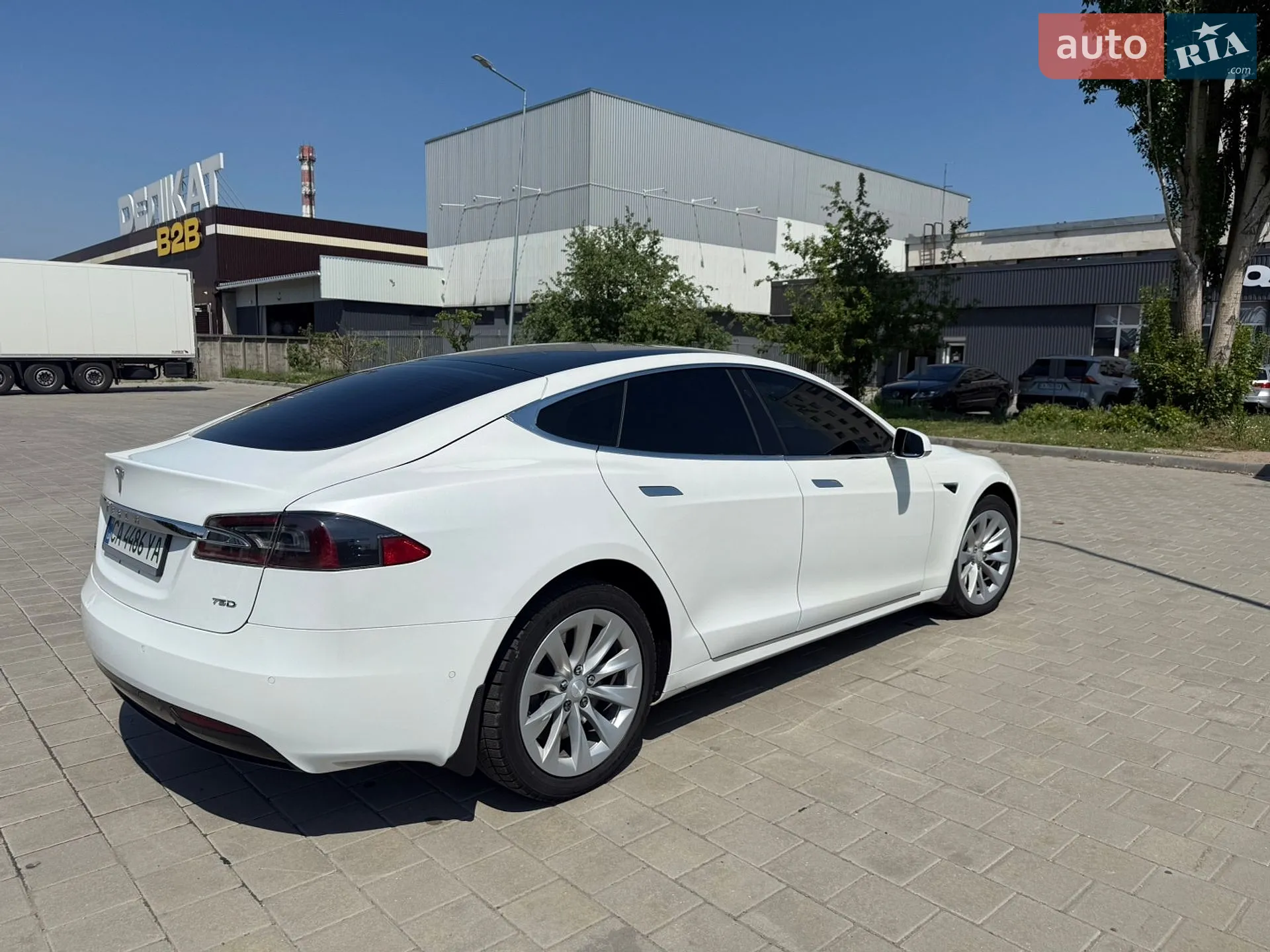 2017 Tesla Model S - мініатюра 8
