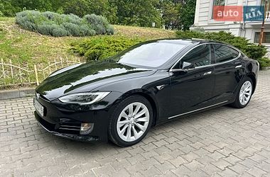 Лифтбек Tesla Model S 2018 в Одессе