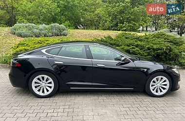 Ліфтбек Tesla Model S 2018 в Одесі